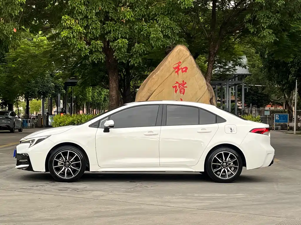 TOYOTA LEI LING