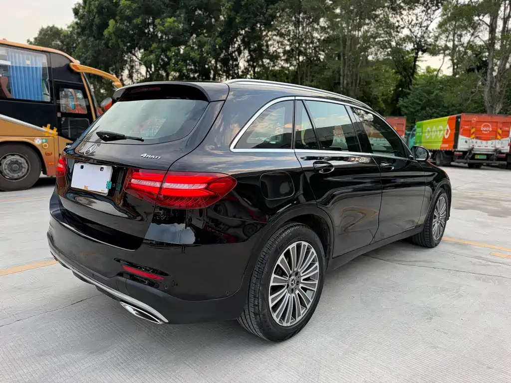 Mercedes-Benz GLC — миниатюра 16