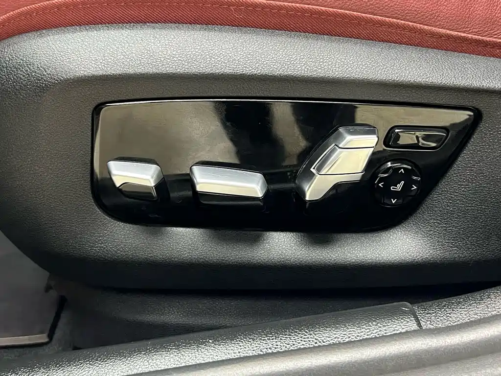 BMW 5 Series — миниатюра 21