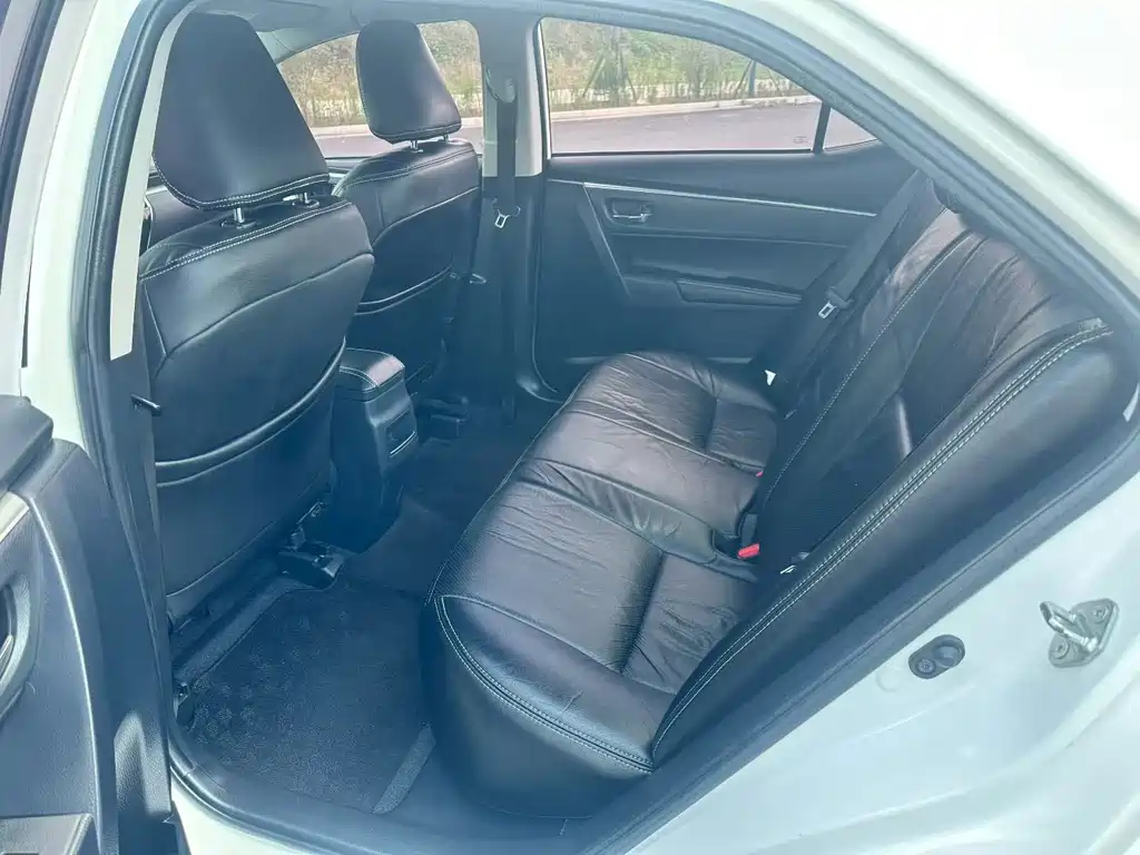 Toyota Corolla — миниатюра 6