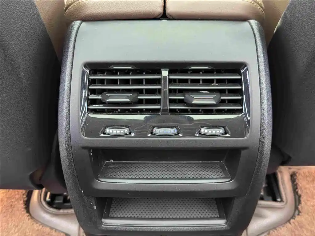 BMW X5 New Energy (Import) — миниатюра 12