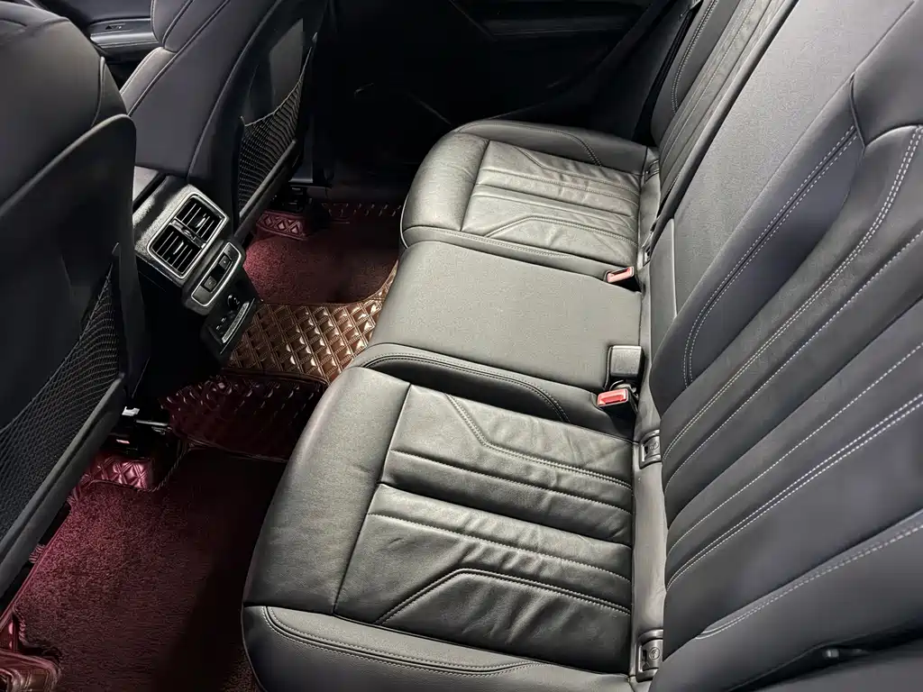 Audi Q5L — миниатюра 4