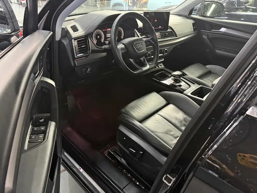 Audi Q5L — миниатюра 6