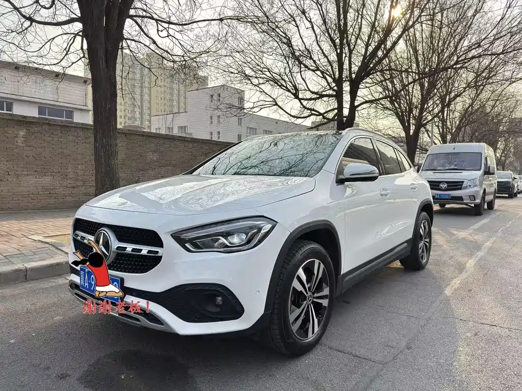 Mercedes-Benz GLA 2021