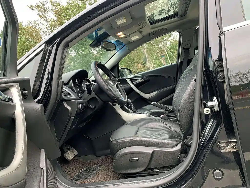 Buick Excelle 2013 GT 1.8L AT Fashion