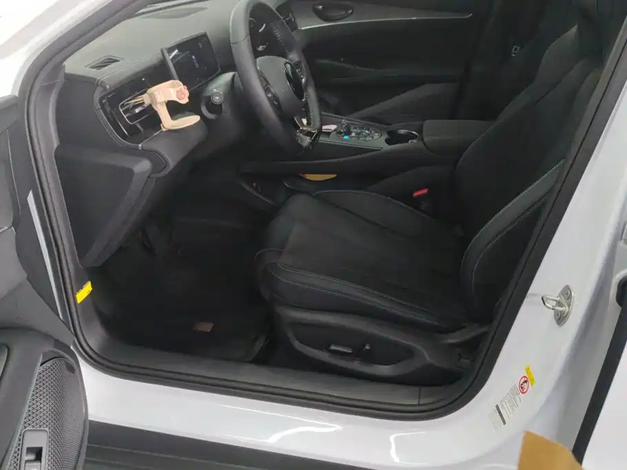 BYD Seal 06 — миниатюра 9