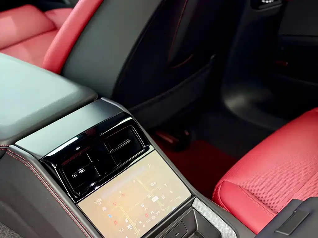 Porsche Panamera — миниатюра 16