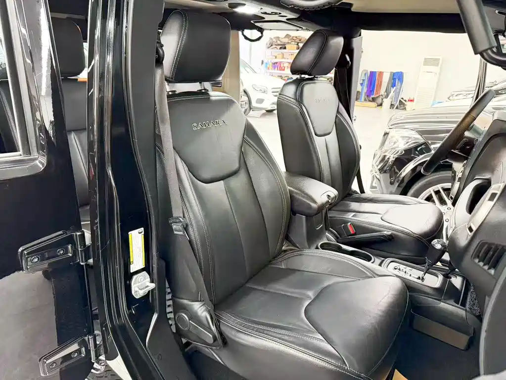 Jeep Wrangler — миниатюра 16