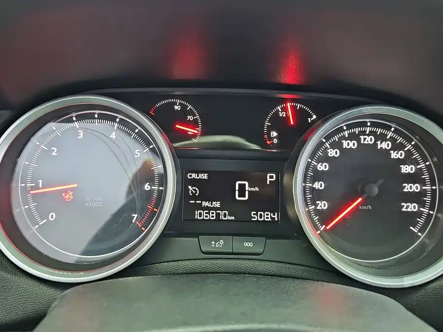 Peugeot 408 — миниатюра 14