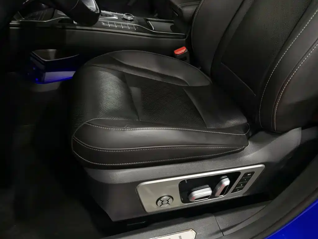 Wey Wey VV6 — миниатюра 20
