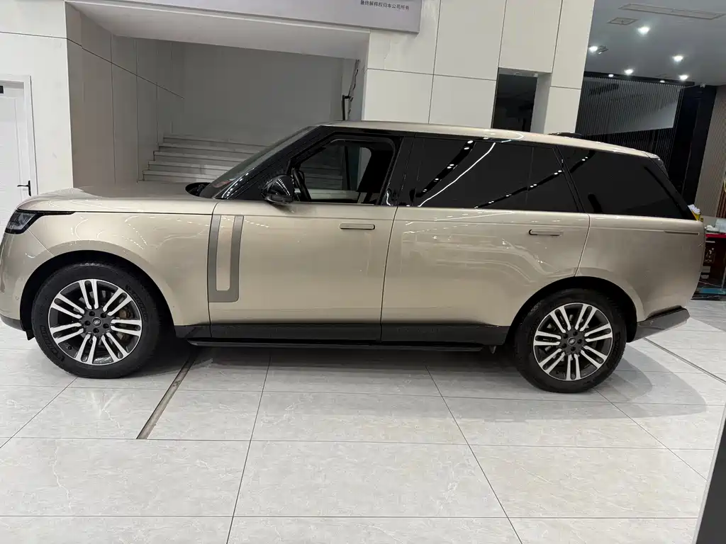 Land Rover Range Rover — миниатюра 4