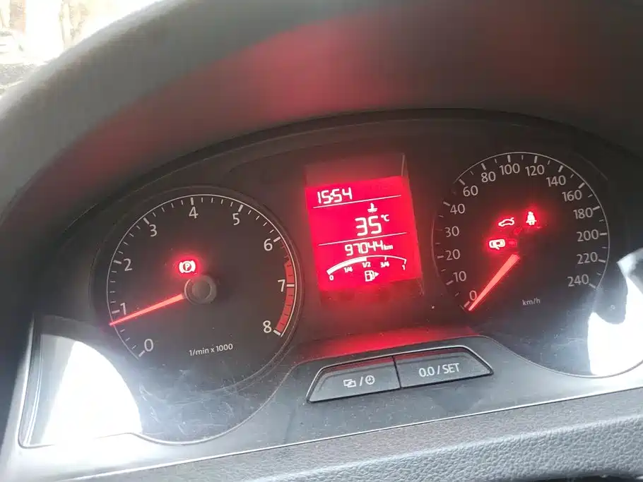 Volkswagen Santana — миниатюра 14