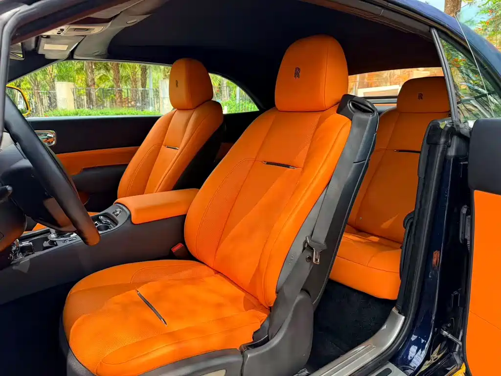 Rolls-Royce Dawn — миниатюра 8