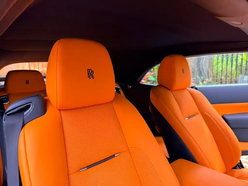 Rolls-Royce Dawn — миниатюра 10