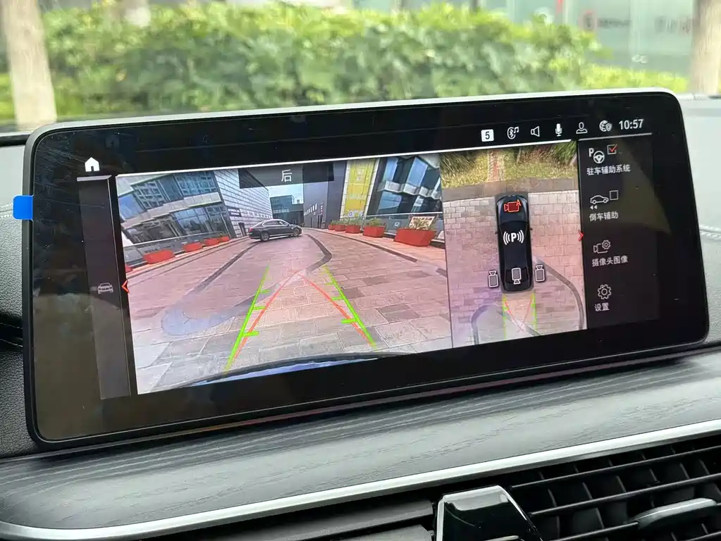 BMW 5 Series — миниатюра 18