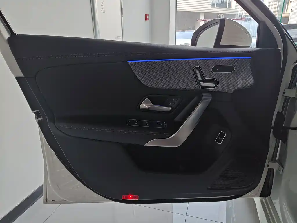 Mercedes-Benz A-Class — миниатюра 23