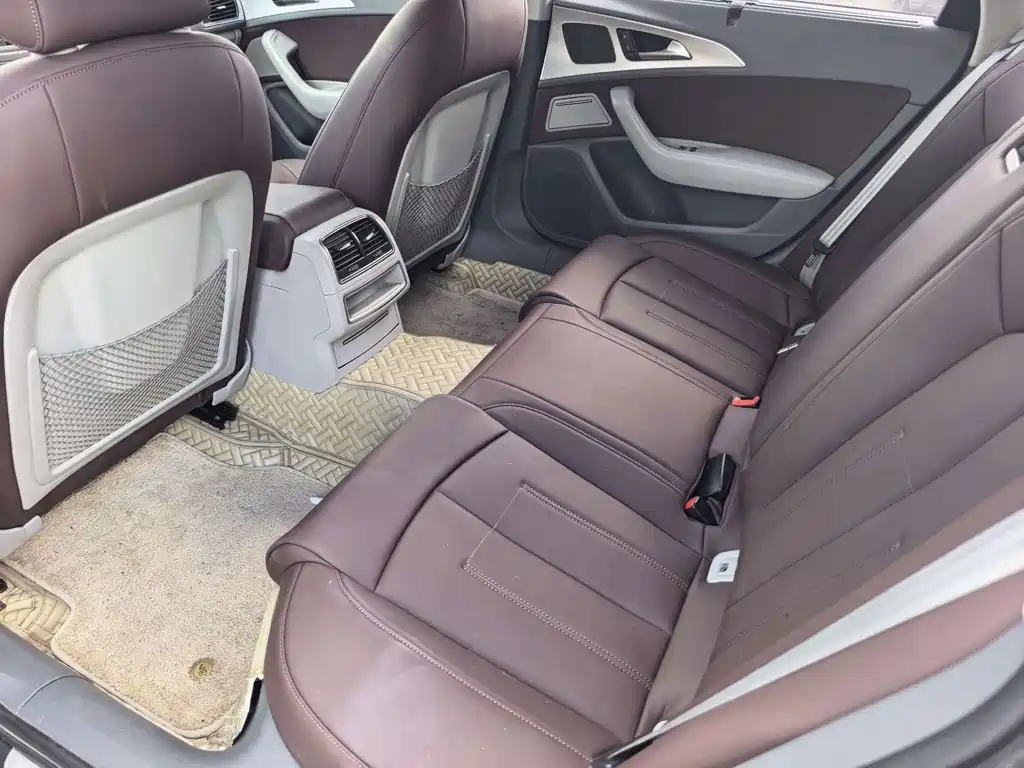 Audi A6L — миниатюра 6