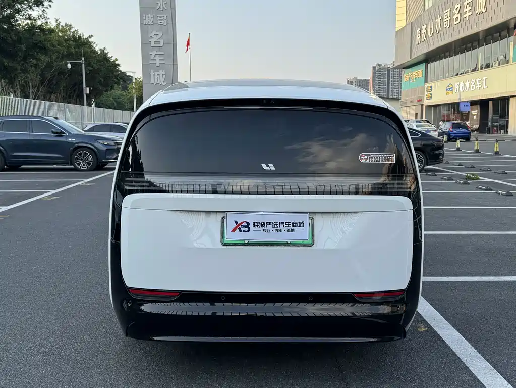 Li Auto Li MEGA — миниатюра 12
