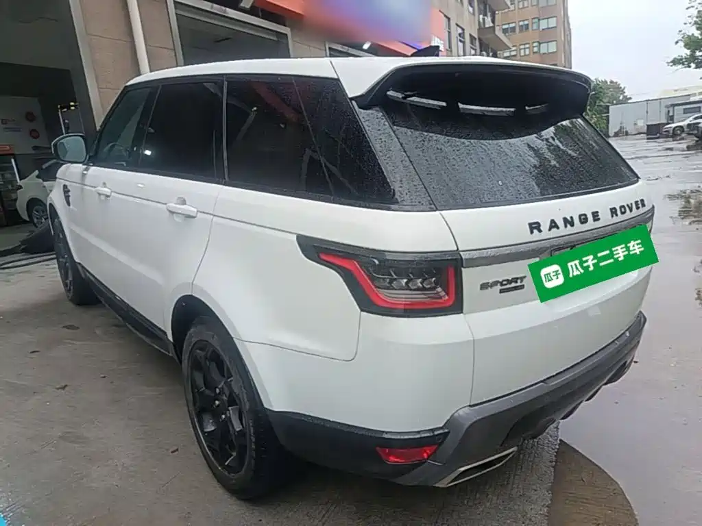 Land Rover Sport PHEV — миниатюра 5