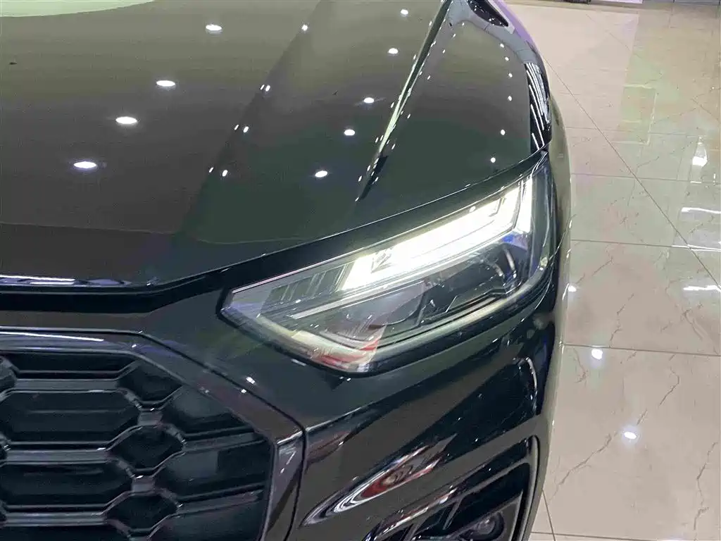 Audi Q5L — миниатюра 4