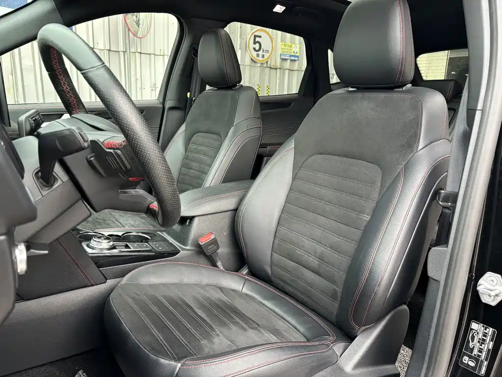 Ford Escape — миниатюра 17