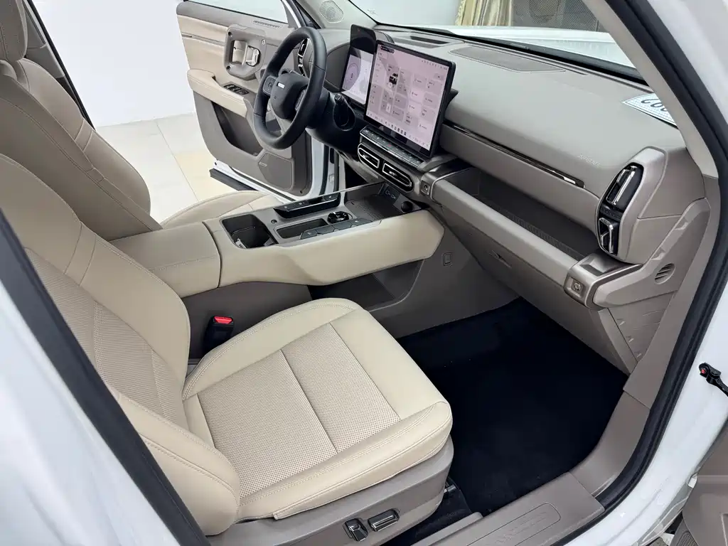 Haval Big Dog PLUS New Energy — миниатюра 6
