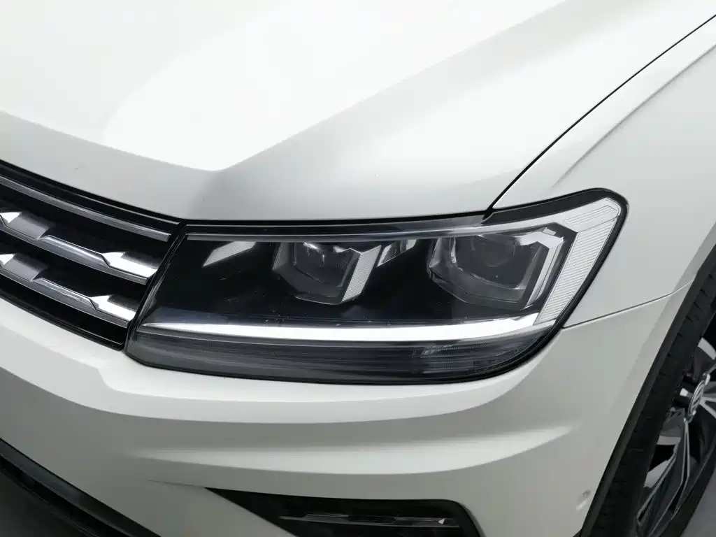 Volkswagen Tiguan L — миниатюра 7