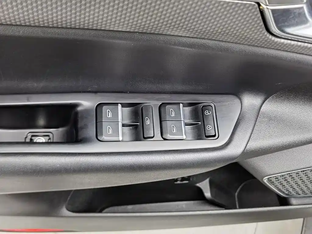 Geely Emgrand GS — миниатюра 9