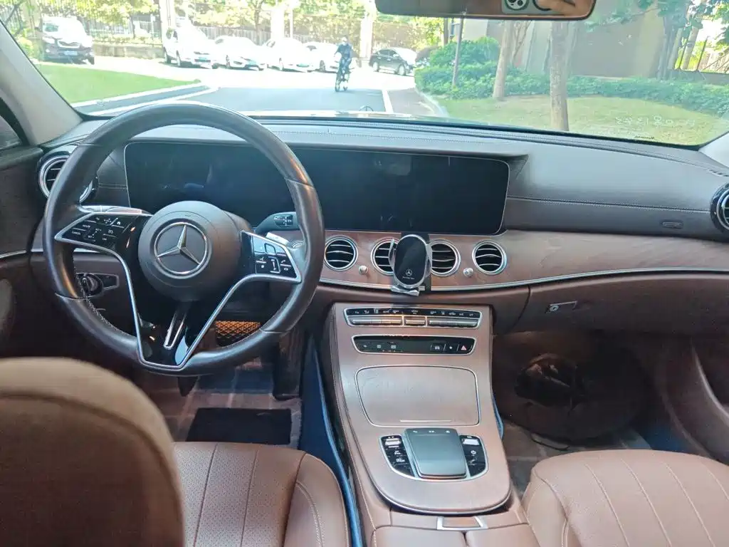 Mercedes-Benz E-Class New Energy — миниатюра 10