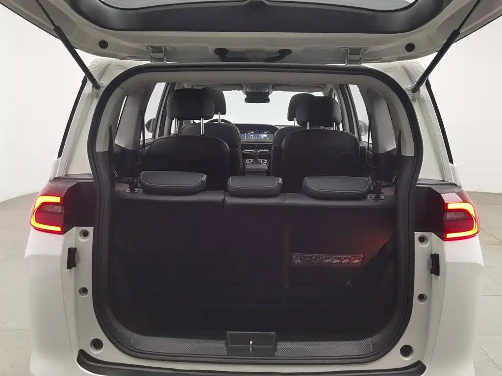 GAC Motor Trumpchi M6 — миниатюра 16