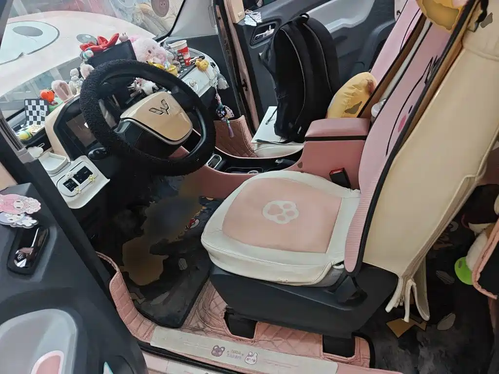 Wuling MINIEV — миниатюра 11