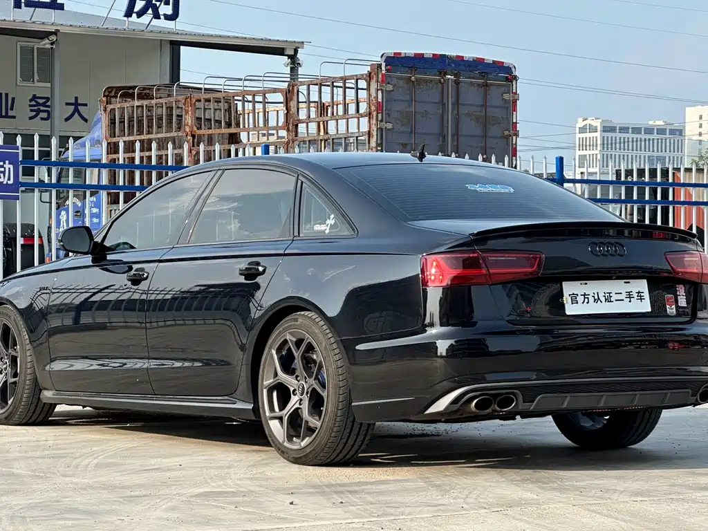 Audi A6L — миниатюра 6