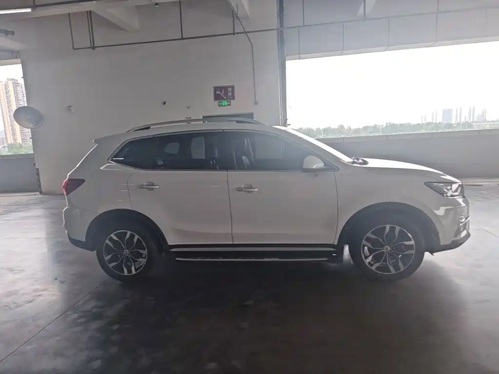 Roewe RX5 — миниатюра 26
