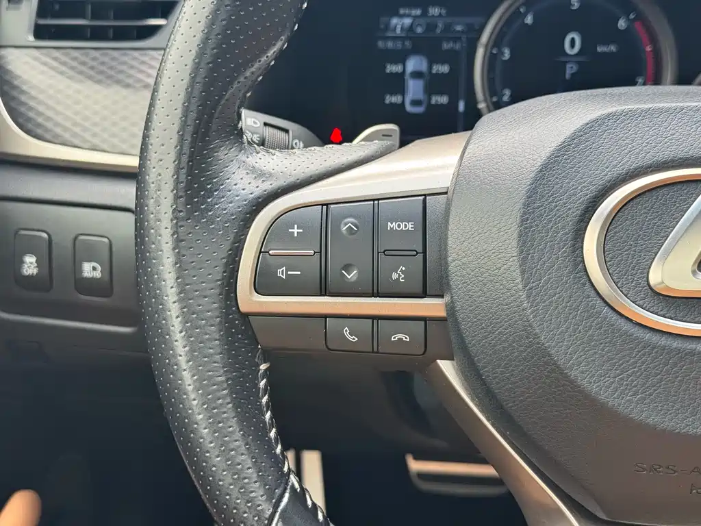 Lexus GS — миниатюра 16