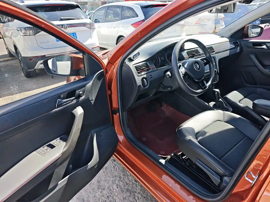 Volkswagen Santana — миниатюра 16