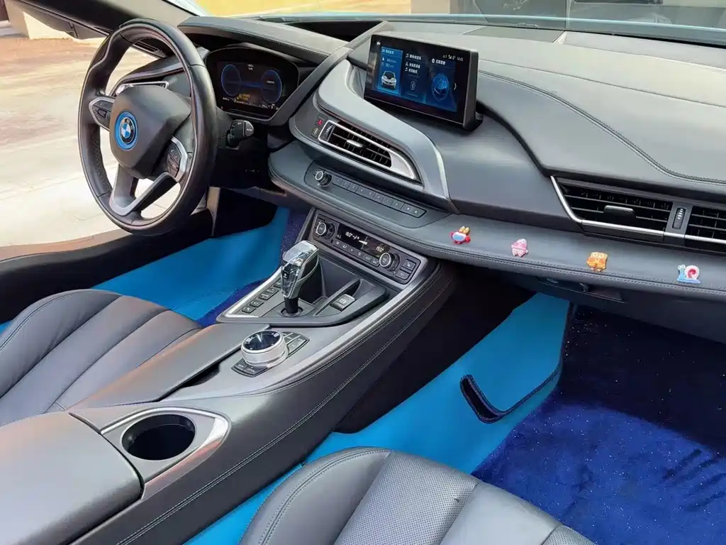 BMW i8 — миниатюра 9