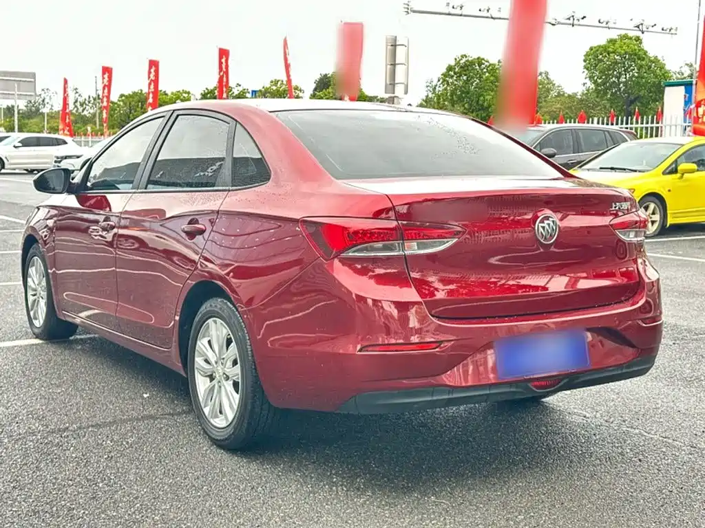 Buick Excelle — миниатюра 6