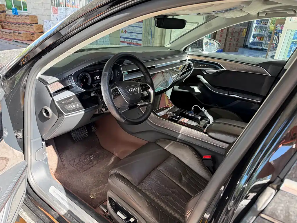 Audi A8 — миниатюра 9