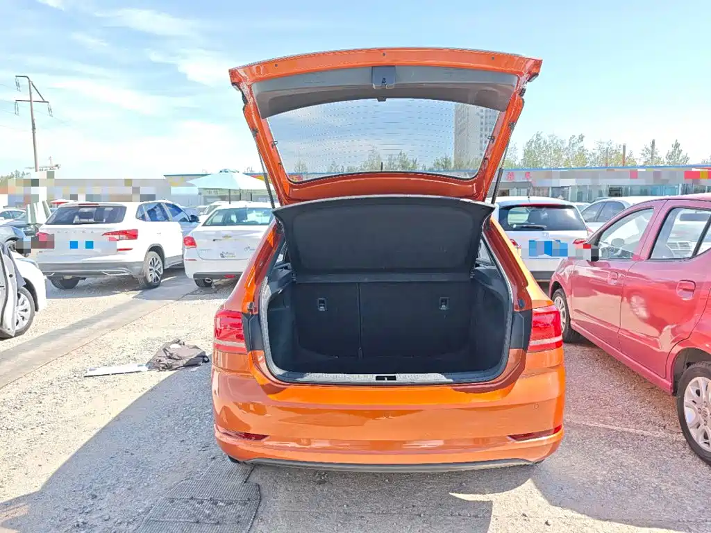 Volkswagen Santana — миниатюра 19