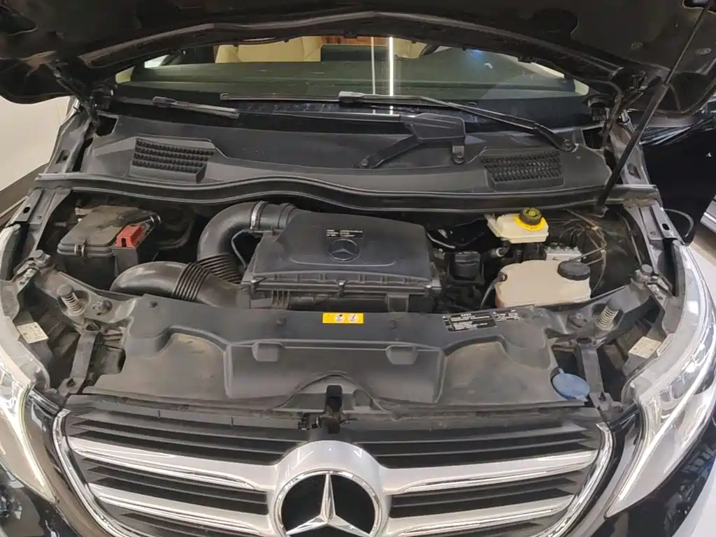 Mercedes-Benz V-Class — миниатюра 20