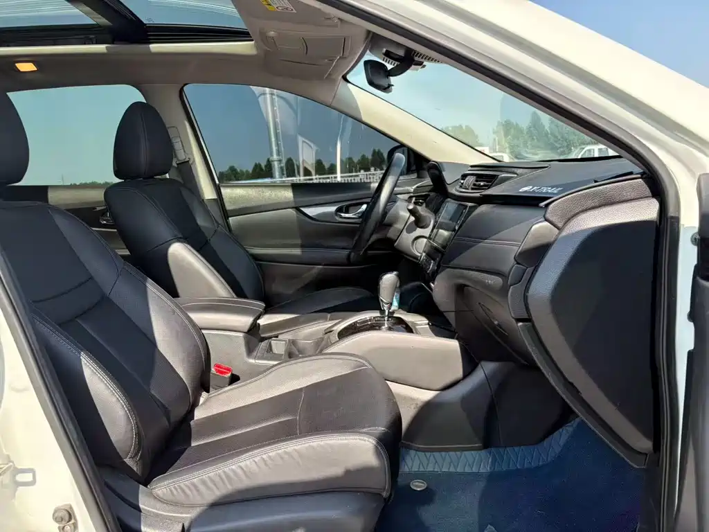 Nissan X-Trail 2023 2.0L