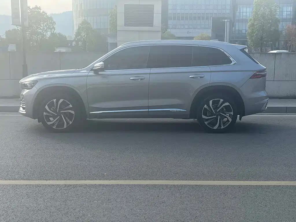 GEELY AUTOMOBILE XINGYUE L