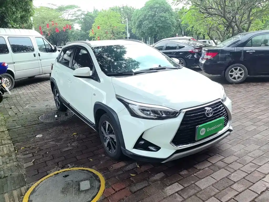 Toyota Yaris L — миниатюра 4