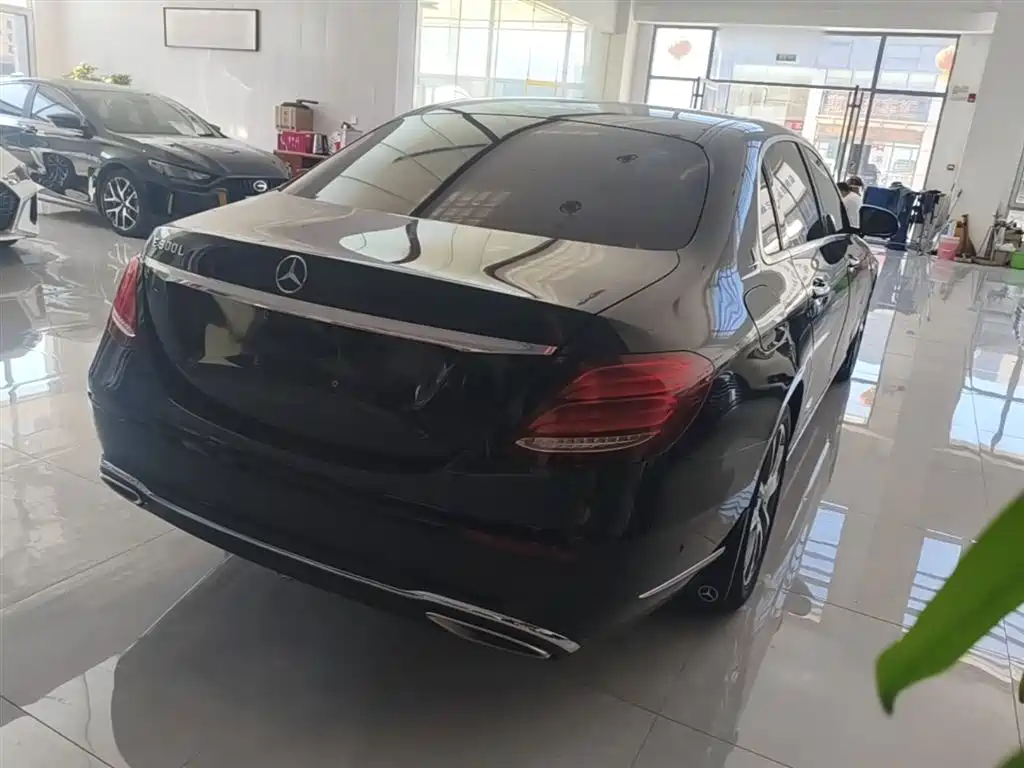 Mercedes-Benz E-Class E 2019 E 260 L