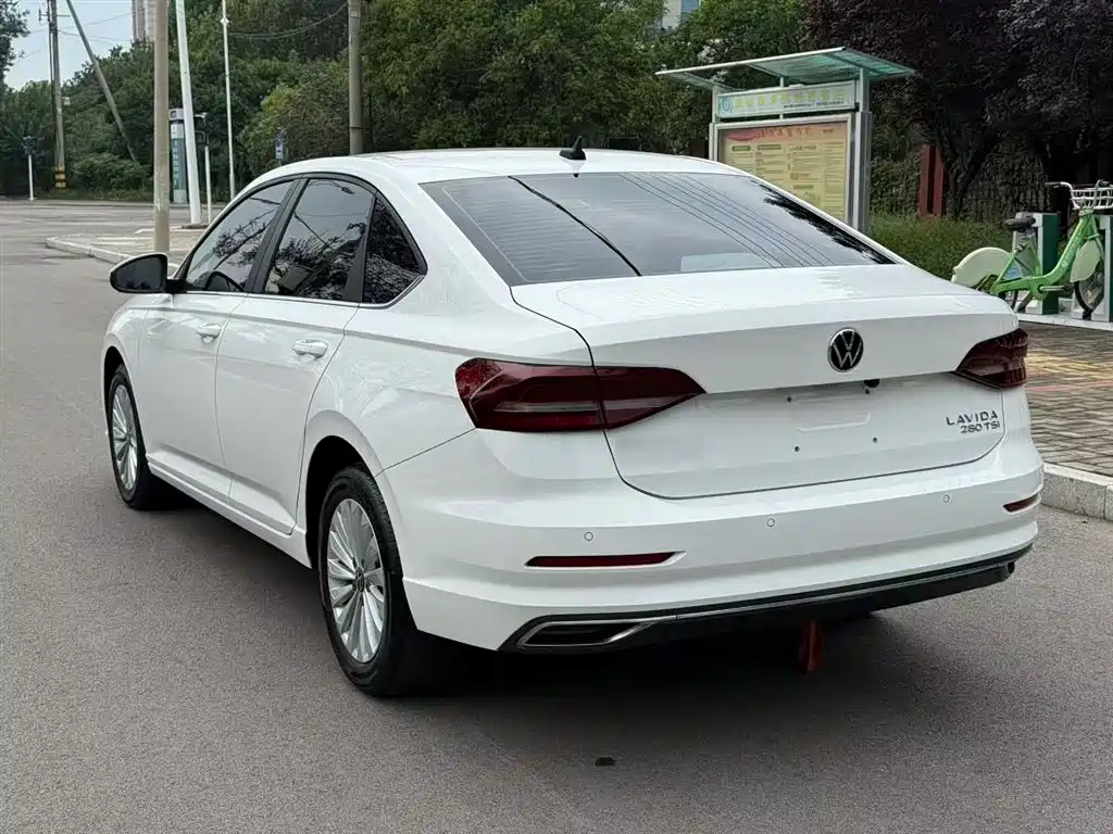 VOLKSWAGEN LAVIDA