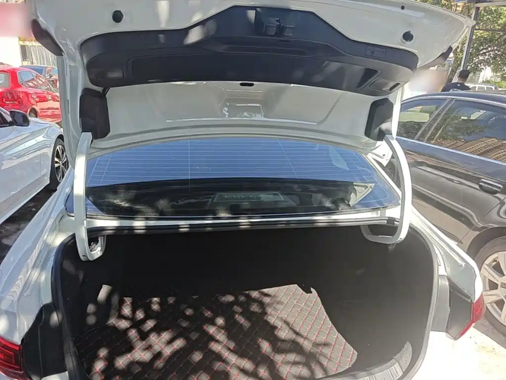 Volkswagen Sagitar — миниатюра 19