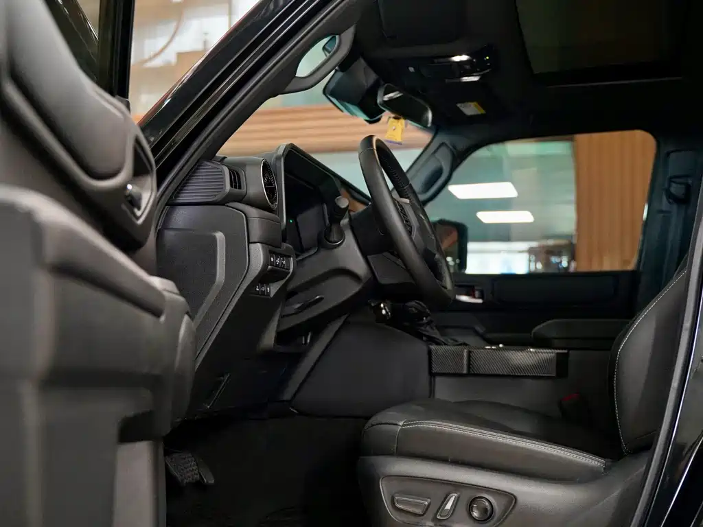 Toyota Prado — миниатюра 11