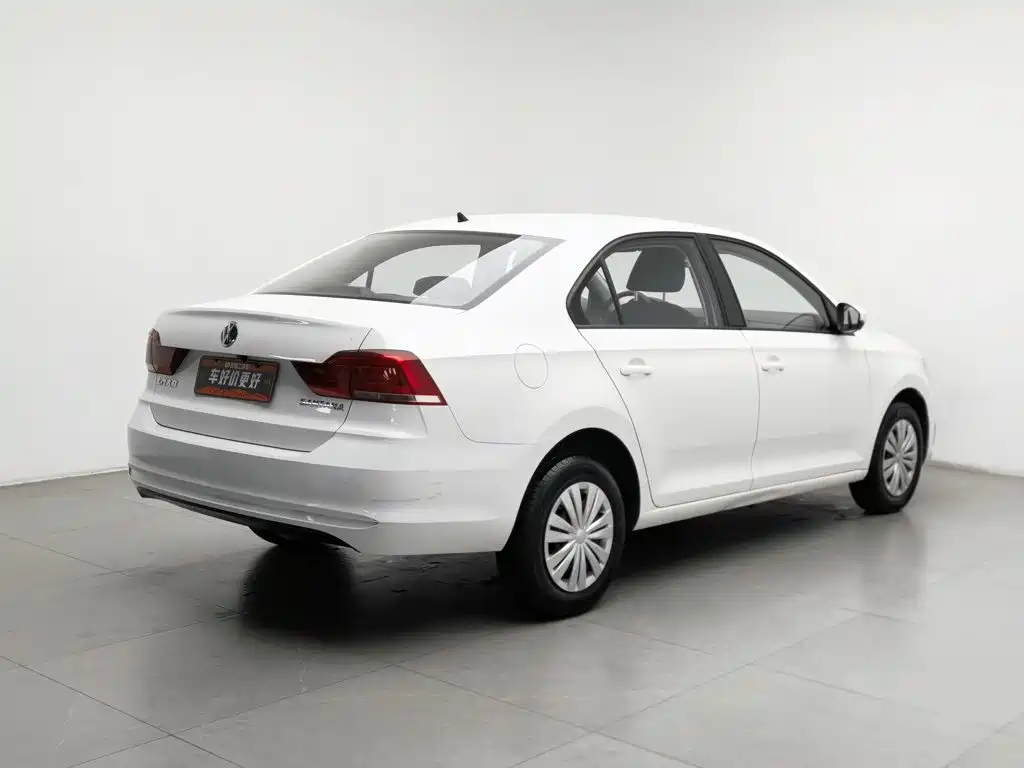 Volkswagen Santana — миниатюра 2