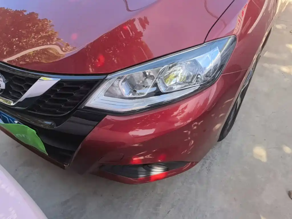 Nissan Tiida — миниатюра 24