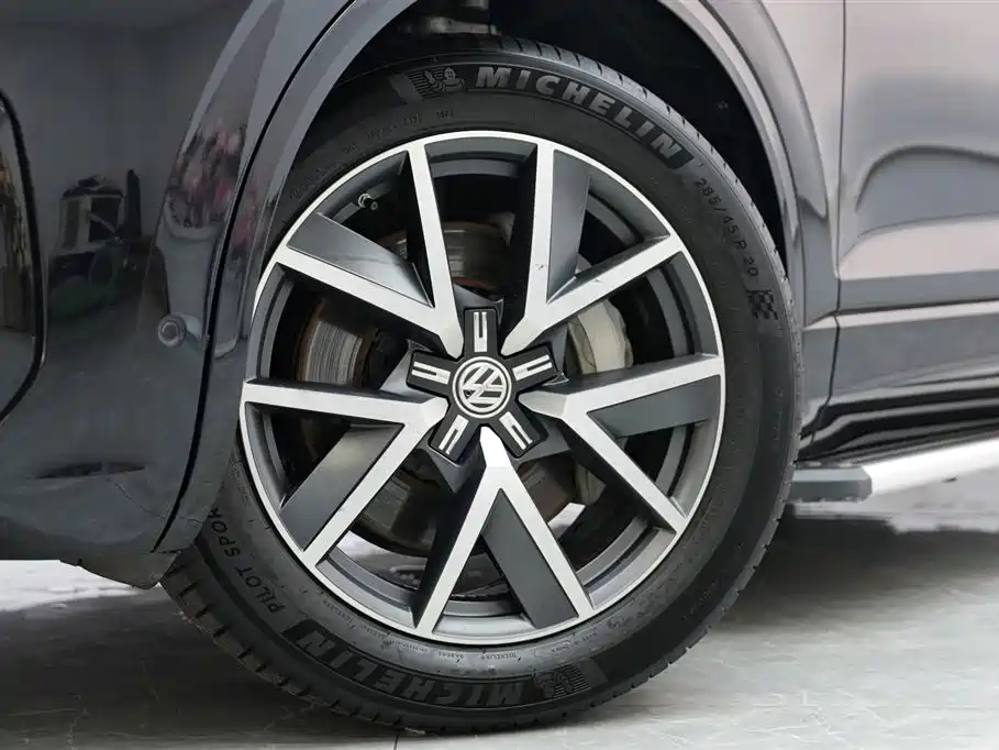 Volkswagen Touareg 2020 3.0TSI VI